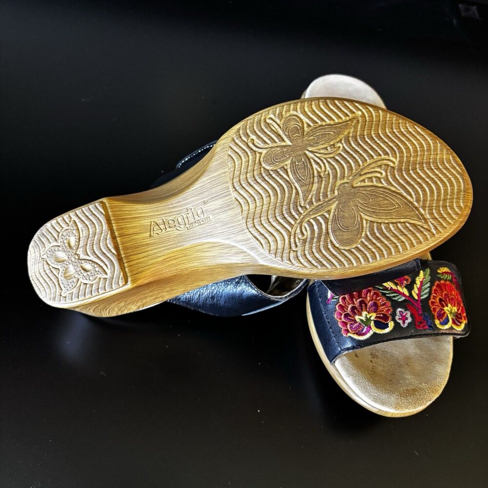 Alegria Linn Black Leather Embroidered Floral Sandals Women's Size 8 US, 38 EU - Picture 8 of 9